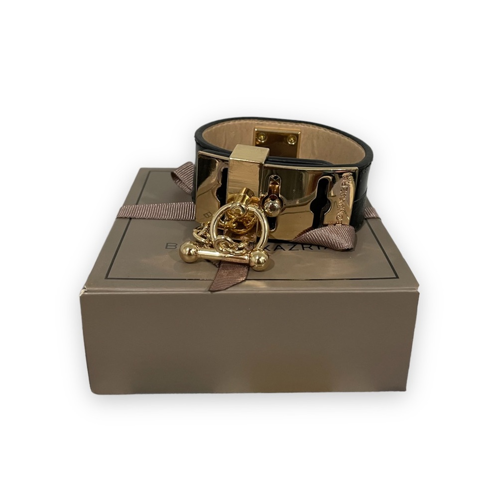 Bcbg black leather chunky gold hardware bracelet